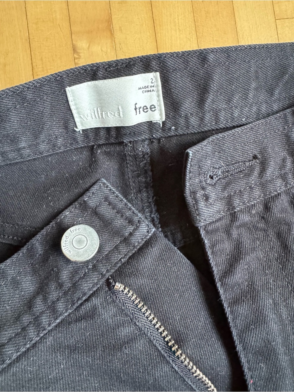 Aritzia Wilfred Free Wide Leg Black Pant size 2 - Picture 4 of 4